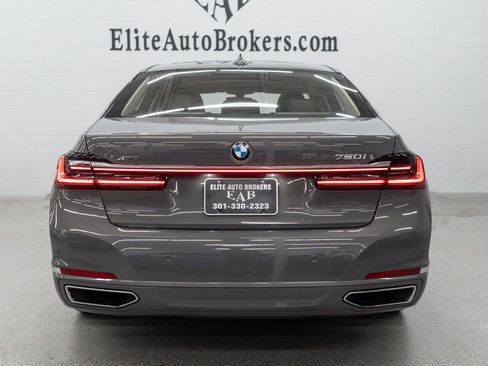 Used 2022 BMW 750i xDrive AWD/4WD image 4