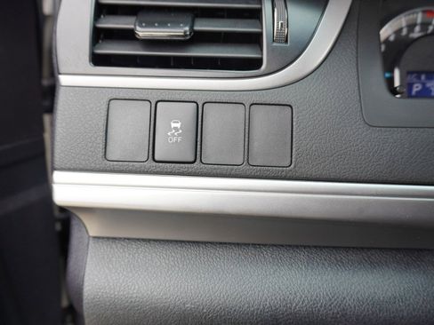 Used 2014 Toyota Camry SE image 18