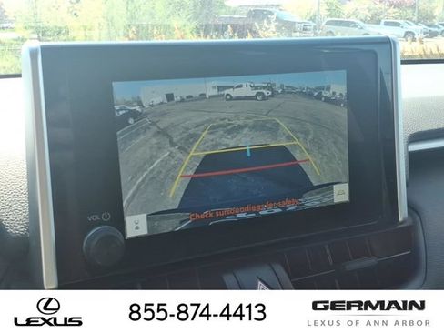 Used 2025 Toyota RAV4 LE AWD/4WD image 24