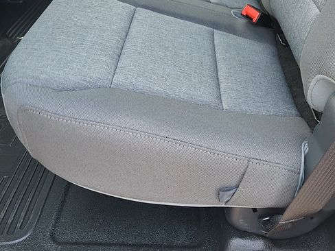 New 2025 Ford F550 4x4 Crew Cab image 23