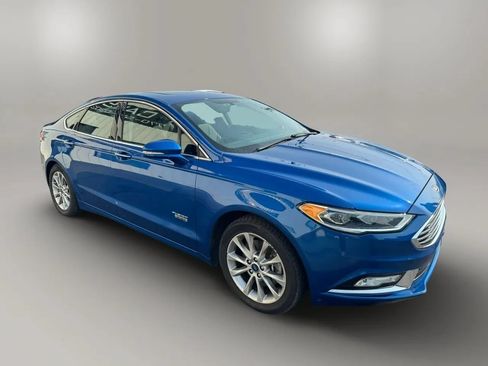 Used 2017 Ford Fusion Energi Titanium FWD image 6
