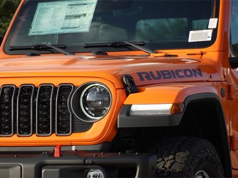 New 2025 Jeep Gladiator Rubicon image 4
