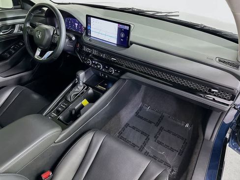 Used 2024 Honda Accord Touring image 32