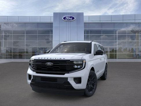 New 2026 Ford Expedition Platinum w/ Stealth Appearance Package image 2