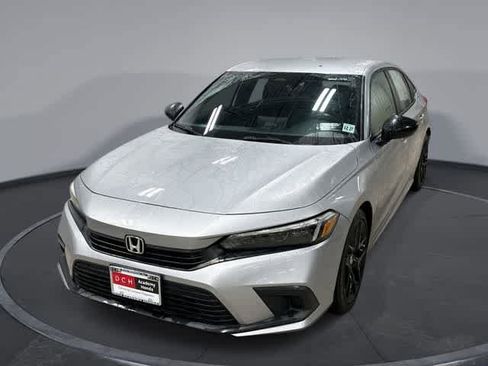 Used 2023 Honda Civic Sport image 1