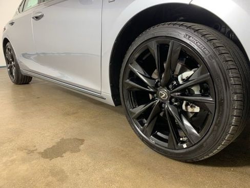 Certified 2025 Lexus ES 350 F Sport FWD image 6