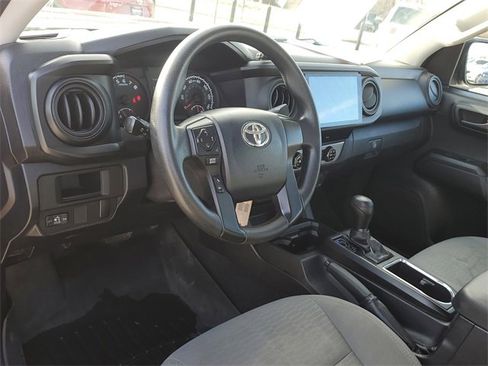 Used 2017 Toyota Tacoma SR w/ Tow Package image 18