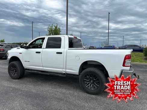 Used 2022 RAM 2500 Tradesman w/ Chrome Appearance Group AWD/4WD image 5