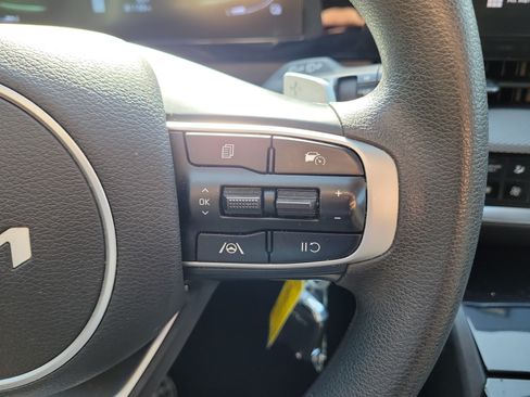 Used 2023 Kia Sportage LX AWD/4WD image 28