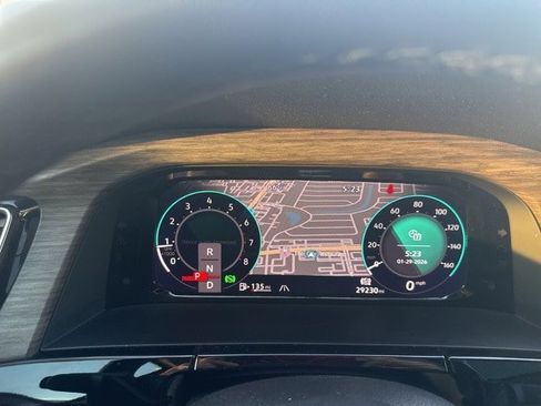 Used 2024 Volkswagen Atlas SEL Premium R-Line image 19