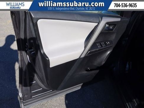 Used 2017 Toyota RAV4 XLE FWD image 17