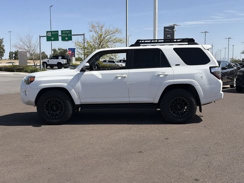 Used 2019 Toyota 4Runner SR5 Premium RWD image 10