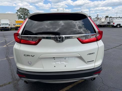 Used 2017 Honda CR-V Touring image 4