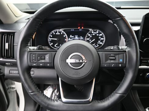 Certified 2024 Nissan Pathfinder SL w/ SL Premium Package image 11