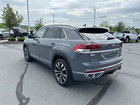 Used 2022 Volkswagen Atlas Cross Sport SEL Premium R-Line AWD/4WD image 5