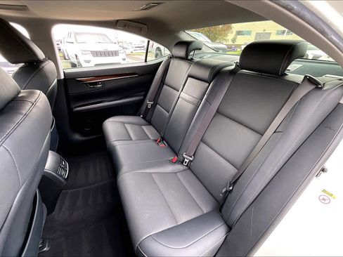 Used 2016 Lexus ES 350 image 17