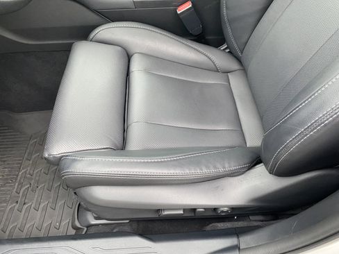 Used 2025 Subaru Outback Limited image 14