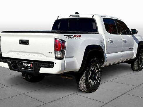 Used 2023 Toyota Tacoma TRD Off-Road image 12
