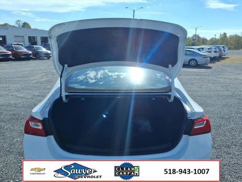 Used 2024 Chevrolet Malibu LT image 10