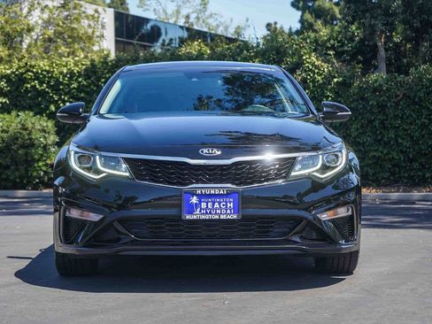 Used 2020 Kia Optima SE FWD image 2