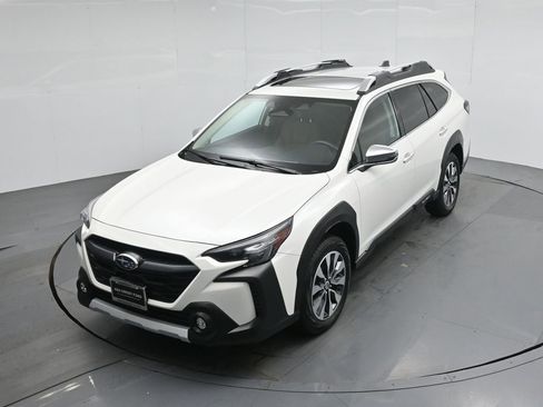 Used 2024 Subaru Outback Touring XT image 37