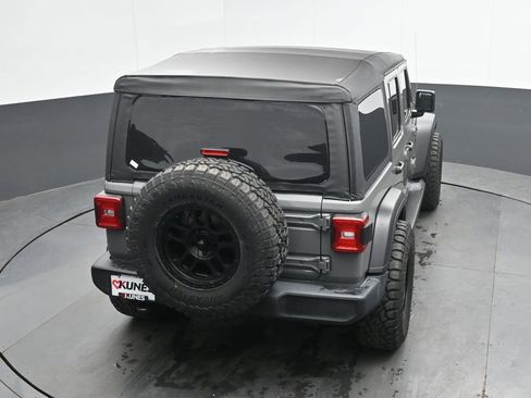 Used 2019 Jeep Wrangler Unlimited Sport S AWD/4WD image 28