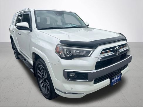 Used 2022 Toyota 4Runner Limited AWD/4WD image 4