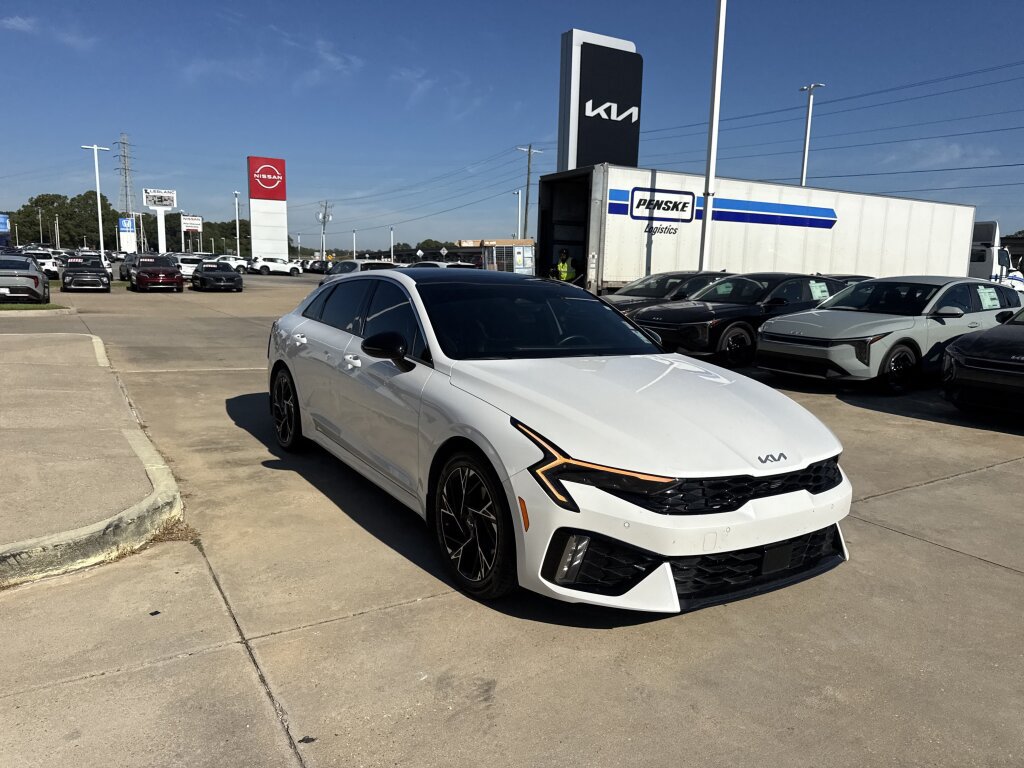 Certified 2025 Kia K5 GT-Line w/ GT-Line Premium Package FWD image 7
