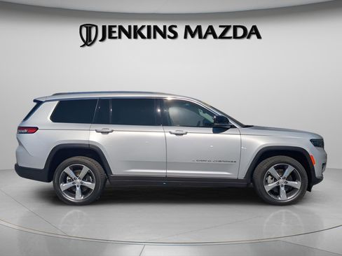 Used 2021 Jeep Grand Cherokee L Limited image 9