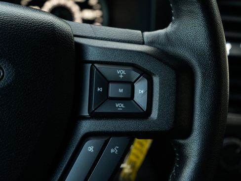 Used 2020 Ford F150 XLT w/ Equipment Group 302A Luxury image 21