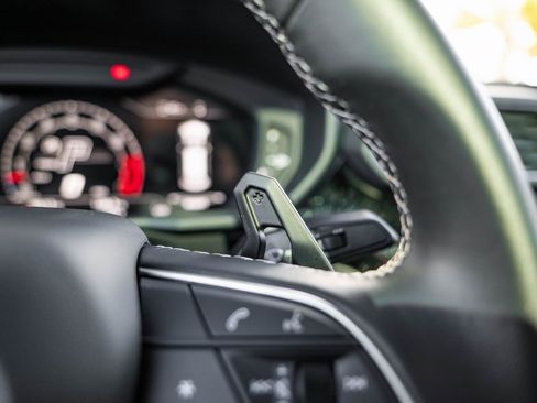 Used 2024 Lamborghini Urus S image 23