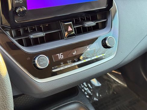 Used 2024 Toyota Corolla LE image 35