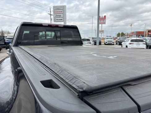 Used 2024 GMC Sierra 3500 Denali Ultimate image 5