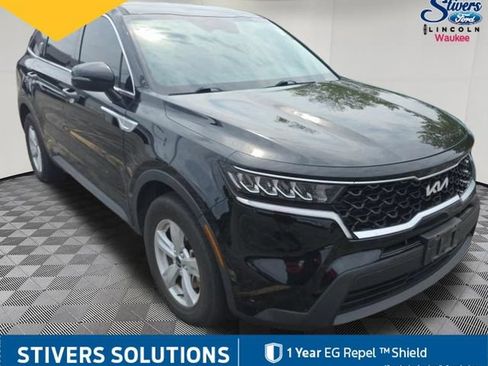Used 2023 Kia Sorento LX FWD image 5