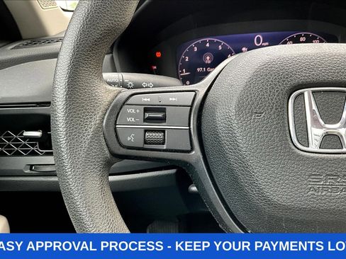 Used 2024 Honda Accord EX image 11
