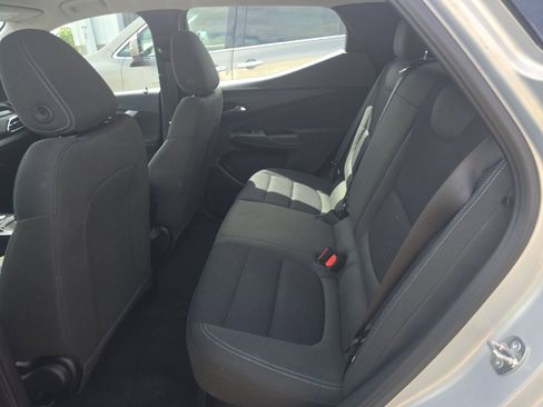 Used 2023 Chevrolet Bolt EUV LT w/ Driver Confidence Package FWD image 6