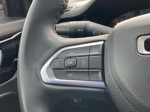 Used 2023 Jeep Compass Limited AWD/4WD image 13