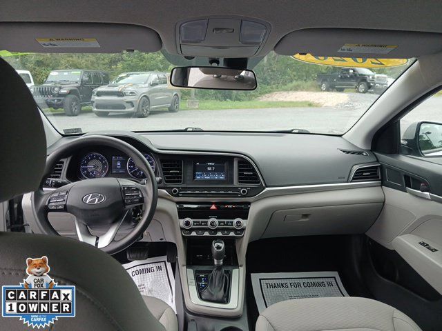 Used 2020 Hyundai Elantra SE FWD image 15