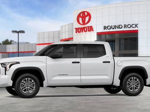 New 2026 Toyota Tundra SR5 image 3
