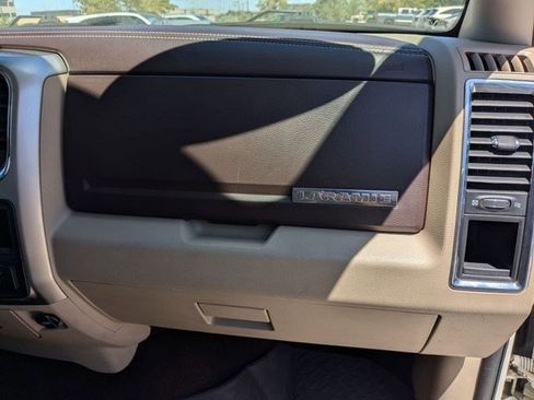 Used 2017 RAM 1500 Laramie AWD/4WD image 29