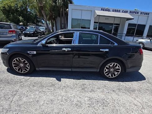 Used 2017 Ford Taurus Limited image 4
