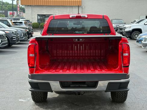 Used 2019 Chevrolet Colorado W/T w/ WT Convenience Package AWD/4WD image 36