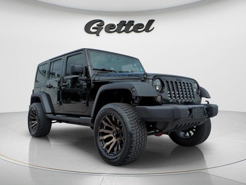 Used 2018 Jeep Wrangler Unlimited Sport AWD/4WD image 3