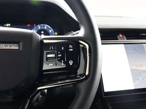 Used 2026 Land Rover Range Rover Evoque Dynamic SE image 29