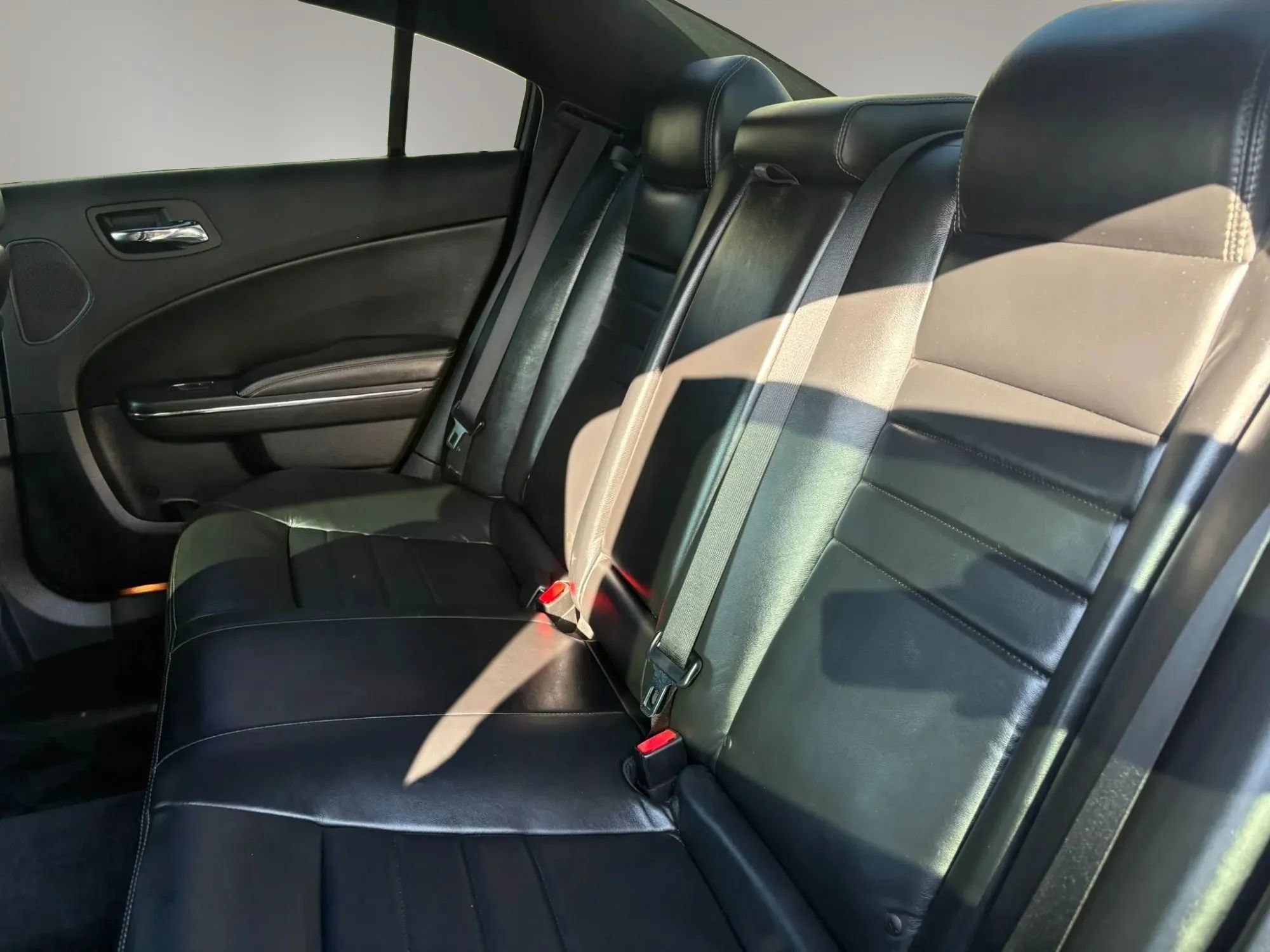 Used 2011 Dodge Charger Rallye RWD image 9