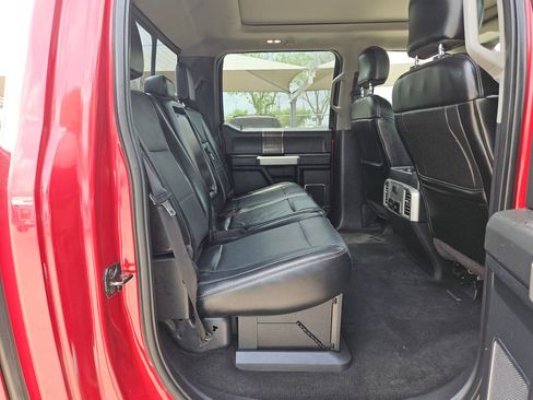 Used 2017 Ford F250 Lariat w/ Lariat Ultimate Package AWD/4WD image 24