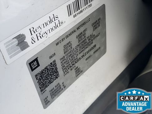 Used 2019 Cadillac XT5 FWD image 32