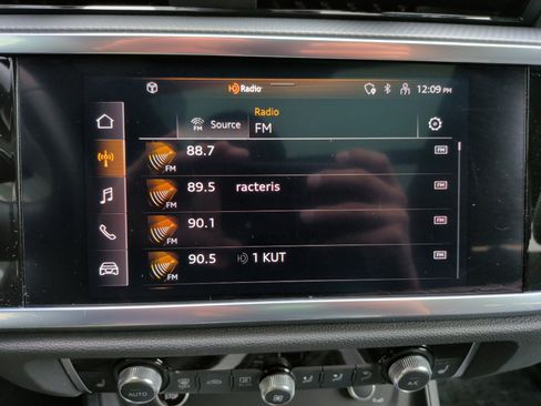 Certified 2022 Audi Q3 2.0T Premium w/ Convenience Package image 23