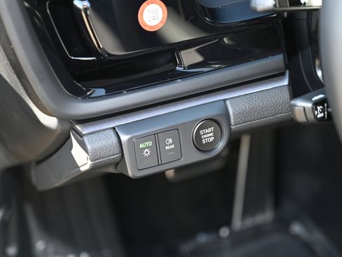 Used 2024 Porsche Panamera 4 image 14