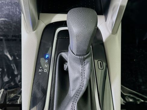 Used 2023 Toyota Corolla Cross L image 20